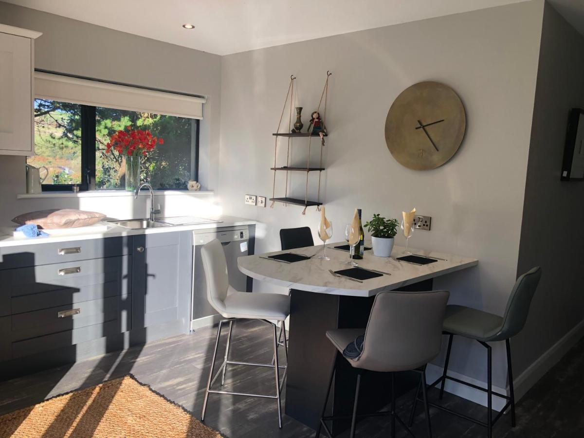 Bruion Connemara Apartment Cleggan Luaran gambar